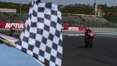 Superbike Balaton Park, Course 2 : Bulega peut-il tout gagner ? Lecuona s’incline en course 2