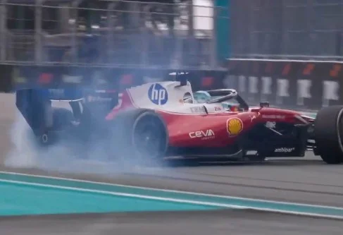 F1 VIDEO – Miami, Pénalité « injuste » pour Charles Leclerc : 20 secondes pour avoir osé ramener sa Ferrari en morceaux jusqu’à l’arrivée !