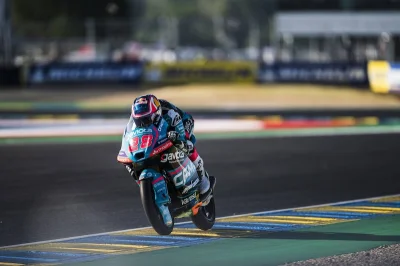 Moto3 Le Mans France Course : Maximo Quiles survit à l’hécatombe sur le mouillé