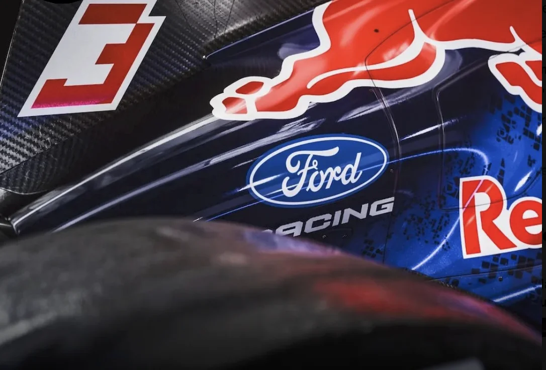 F1 : Ford soutient le retour des V8 et valide les changements moteurs voulus par la FIA