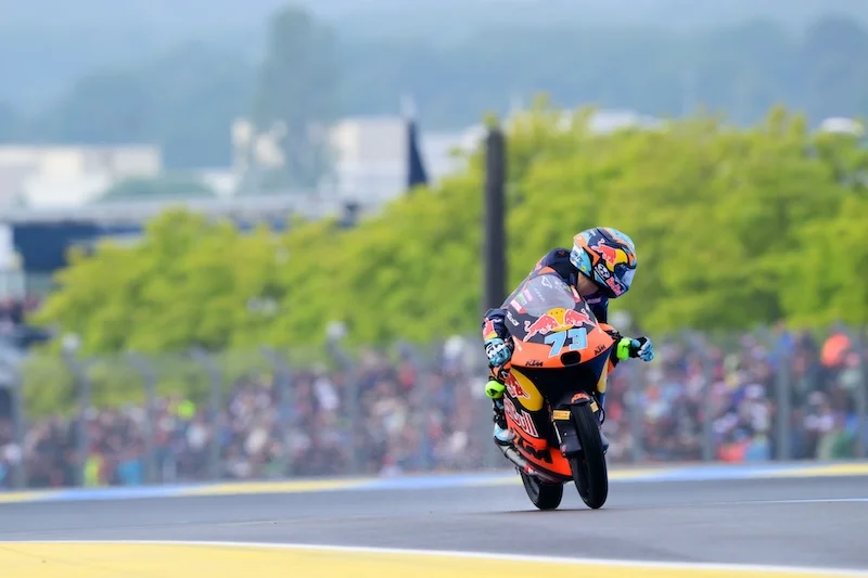 Moto3 Catalogne Qualifications : Valentin Perrone et Tech3 en pole pour 5 millièmes