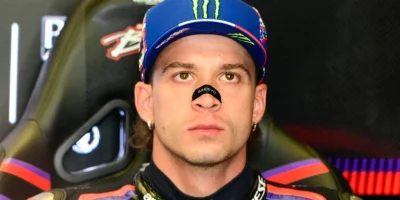 MotoGP – Marco Bezzecchi, la crise cachée : Andrea Dovizioso le démasque, « Il était en pleine tourmente, Aprilia a un problème ! »