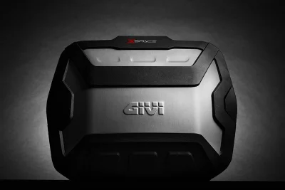 Street : GIVI présente XSpace, la nouvelle frontière des valises moto extensibles