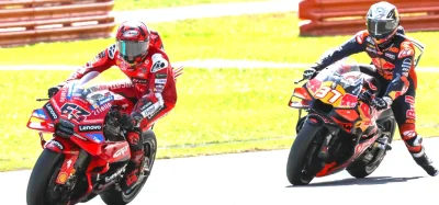 MotoGP – Oscar Haro charge sans filtre : Michelin, les visières jetables et les « problèmes évitables » qui mettent les pilotes en danger