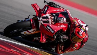 Superbike Aragon FP1 : Bulega appelle le Mugello