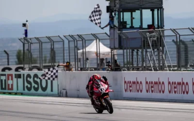 Superbike Aragon Course 1 : Bulega réduit ses adversaires en miettes