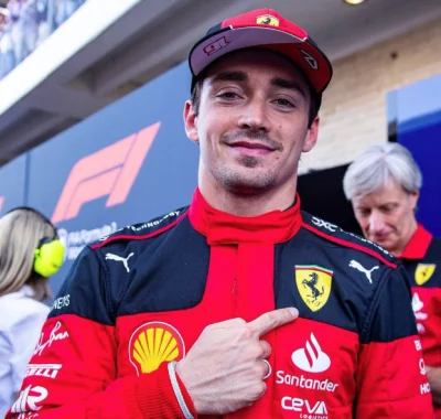 F1 OFFICIEL  : Charles Leclerc et Ferrari prolongent l’histoire : une fidélité devenue rare en Formule 1