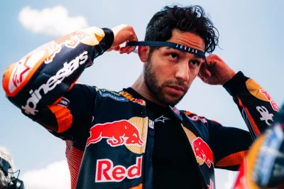 MotoGP, Hongrie J3, Enea Bastianini (KTM/9) critique une pénalité « excessive » pour son contact avec Joan Mir