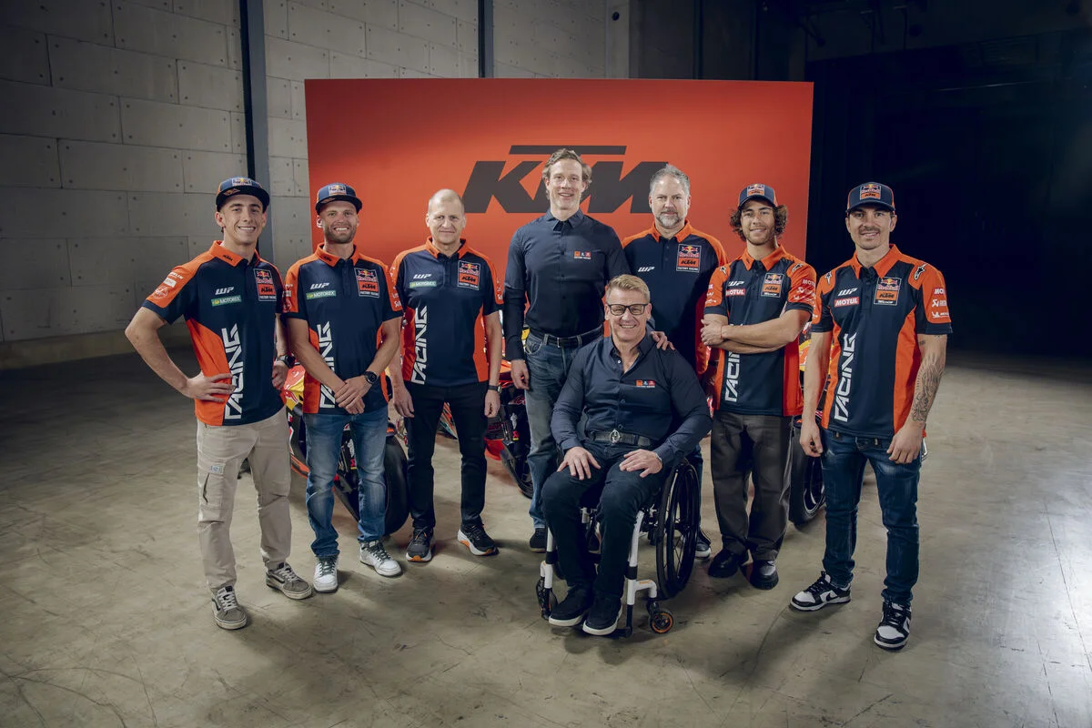 MotoGP – KTM fait patienter Viñales pendant que le marché se referme : jusqu’où peut aller la stratégie de Beirer ?