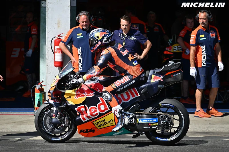 Parlons MotoGP : Que quelqu’un s’occupe de cet énorme problème, par pitié !