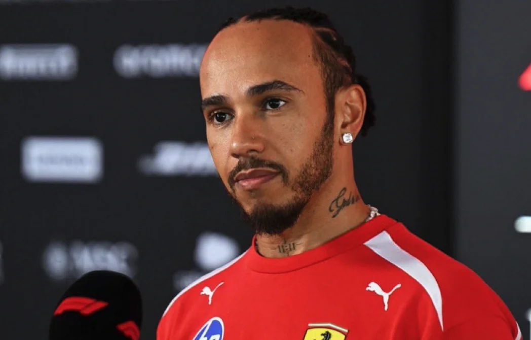 F1 – Hamilton calme le jeu chez Ferrari : « Il n’existe aucun raccourci vers le titre »