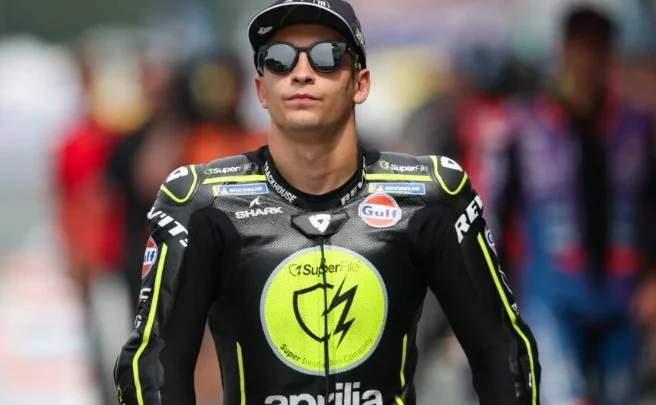 MotoGP – Raul Fernandez est passé du pilote en sursis au pilote convoité : TrackHouse veut le garder… mais à ses conditions