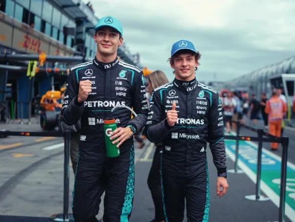F1 – Silverstone : Mercedes capitule : Antonelli perd des points, Russell relance la course au championnat