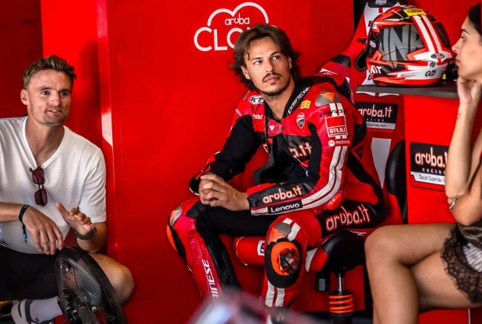 MotoGP – BMW relance son offensive pour recruter Nicolò Bulega pour son programme WSBK