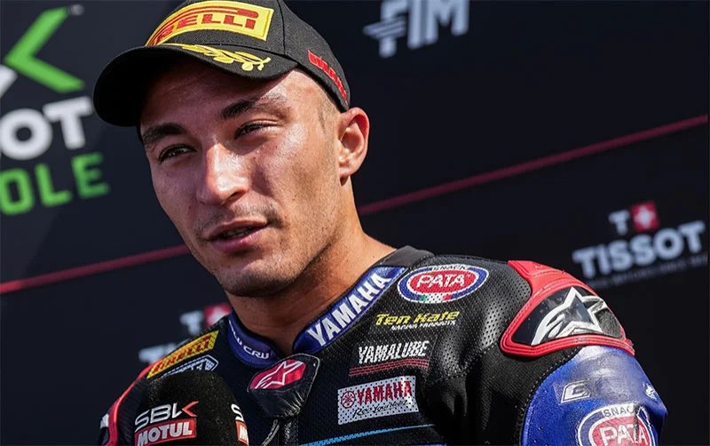 Supersport, Donington J1 : Can Oncu défie Albert Arenas !