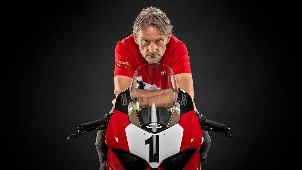 MotoGP – Carl Fogarty allume Ducati : « Fabio Di Giannantonio méritait la place de Pedro Acosta »