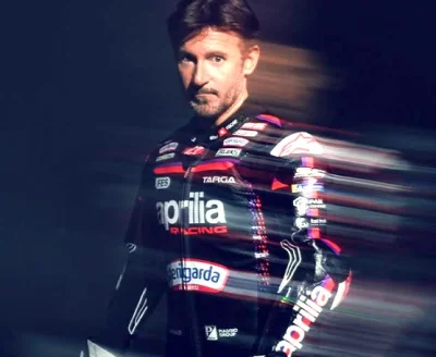 MotoGP – L’incroyable performance de Max Biaggi (55 ans) à Barcelone avec une Aprilia RSV4 X au milieu des futurs prototypes 850cc