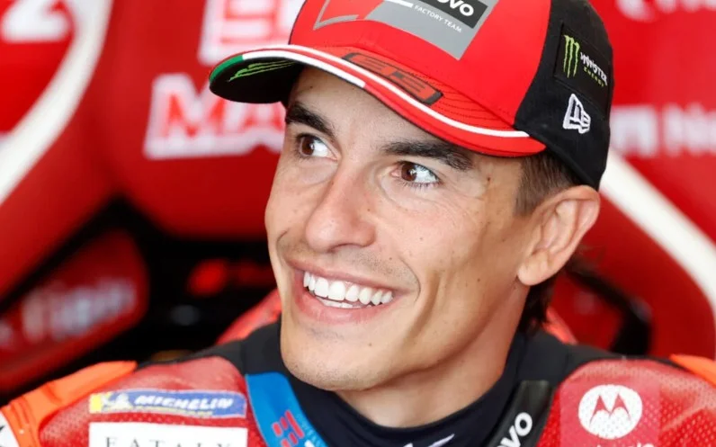 MotoGP – Duel fratricide en vue chez Ducati pour 2027 : Pourquoi Marc Marquez a déjà piégé Pedro Acosta