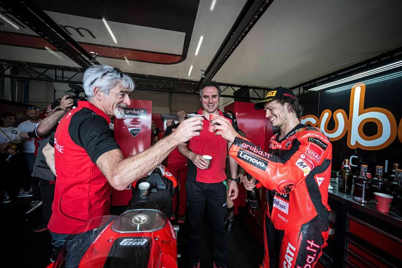 MotoGP – Hodgson fait une prédiction choc : « Bulega sera l’outsider de 2027… il pilote comme Jorge Lorenzo ! »