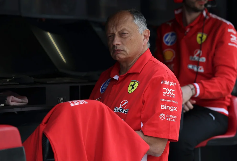 F1 – Ferrari traque Mercedes, mais Vasseur bâillonne le mot « titre » : à Maranello, le Mondial est devenu un gros mot