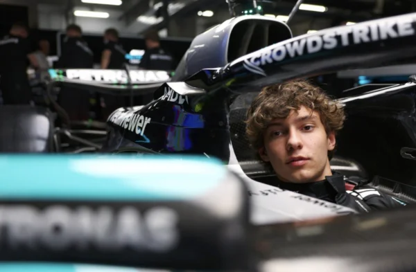 F1 – Mercedes prépare le pire cadeau à Antonelli : une pénalité moteur à Monza