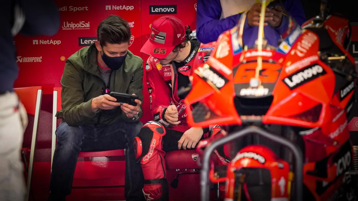 MotoGP – Casey Stoner voit en Pedro Acosta la future menace de Ducati… et estime que Bagnaia « a tiré le mauvais numéro »