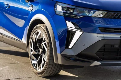 La France frappe fort pendant que les autres tâtonnent : un SUV ECO à 26 800 €, 1 400 km sans prise et zéro contrainte de recharge