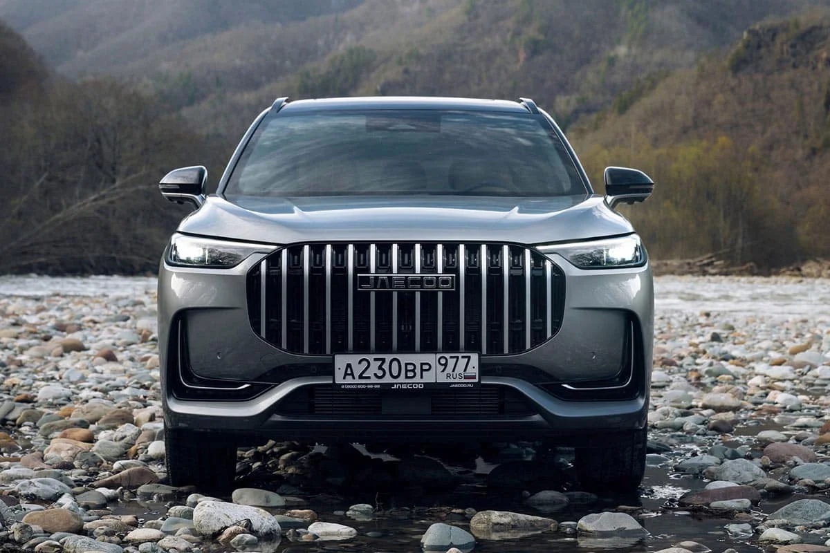 Semblable à une Mercedes GLC mais 40 000 € moins cher : ce 428 ch turbo intégral 7 places s’impose comme la meilleure alternative au Peugeot 5008
