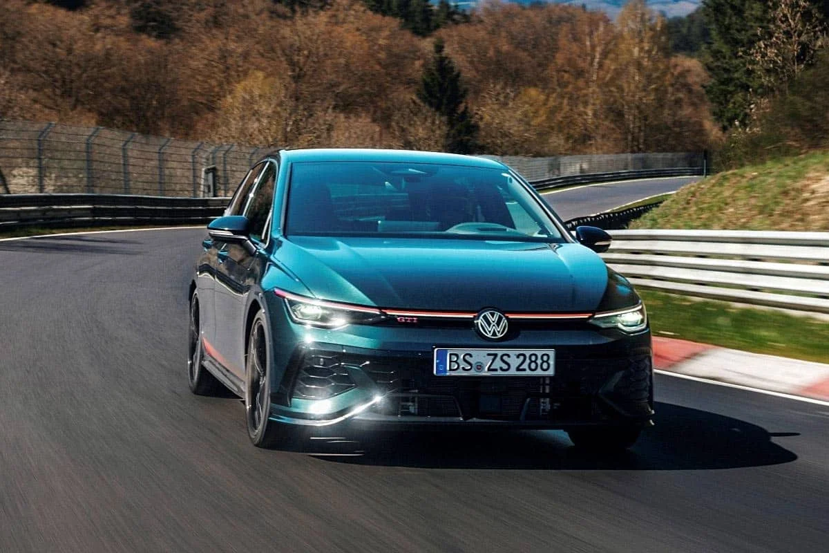 Un record au Nürburgring avec une voiture de série disponible chez le concessionnaire : Volkswagen prouve que la passion automobile est encore bien vivante à Wolfsburg