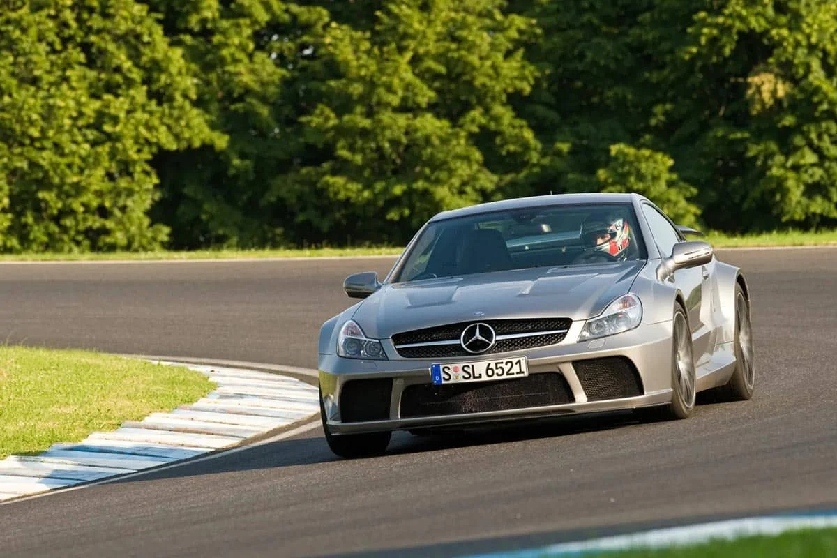 Mercedes SL 65 AMG Black Series : le monstre allemand de 670 ch qui terrorisait Ferrari et Porsche