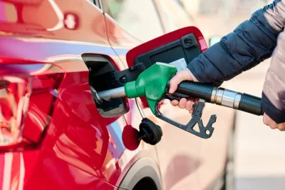Comment détecter du mauvais carburant dans votre réservoir : les signes qui ne trompent pas