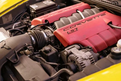 Comment le V8 LS7 de General Motors a révolutionné la performance de la Corvette moderne ?