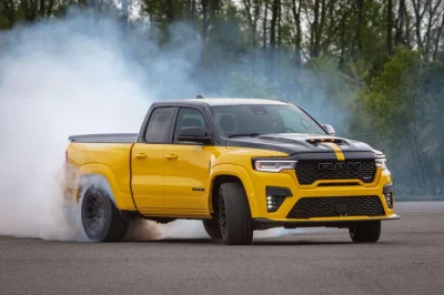 La RAM Rumble Bee développe 788 ch et c’est une véritable bête de course sur route