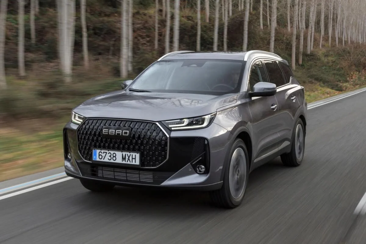 Ebro dépasse Ford et Omoda en Espagne avec quatre SUV assemblés localement