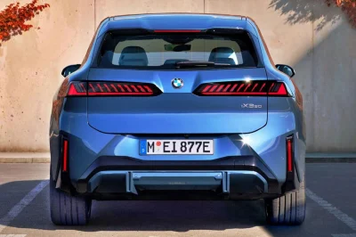 BMW iX3 abordable avec 320 chevaux préservés et autonomie maintenue pour la version d’entrée de gamme