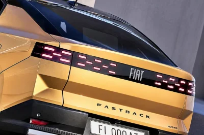 FIAT dévoile son plus grand SUV de la taille d’un Nissan Qashqai avec une version coupé