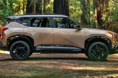 Pourquoi ce SUV hybride 4×4 abordable qui ressemble au RAV4 dans un format MG ZS va marquer 2026 ?