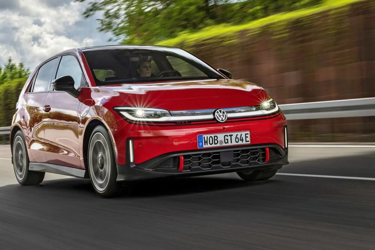 Transition énergétique automobile : quand l’électrique reproduit l’histoire du cheval