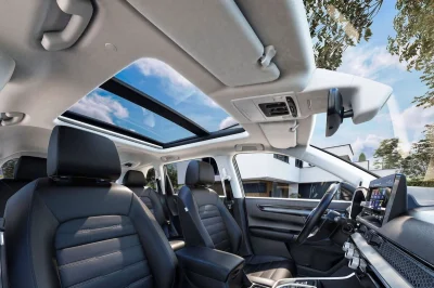 SUV hybride japonais face au RAV4 : analyse complète d’un modèle qui peine à percer malgré ses atouts techniques