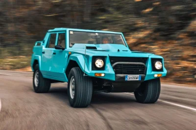 Lamborghini LM002 : le 4×4 qui consomme 40 litres aux 100 km fête ses 40 ans