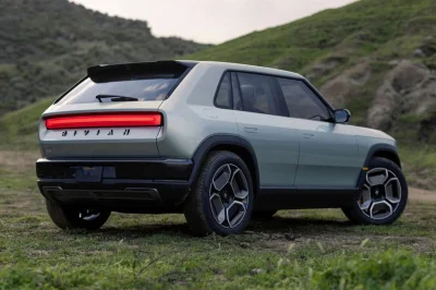 Rivian R3 : le SUV électrique compact qui veut démocratiser le tout-terrain américain