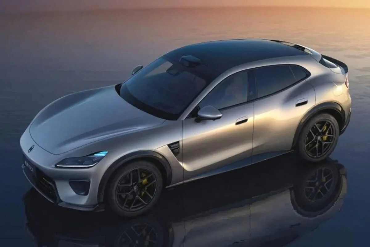 Omoda dévoile un crossover sportif qui s’inspire du Xiaomi YU7 et du Ferrari Purosangue sans en ruiner le budget