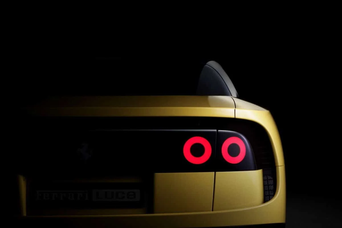 La polémique autour de la Luce avait mis le feu aux poudres, Ferrari répond clairement : l’électrique reste un choix, jamais une contrainte