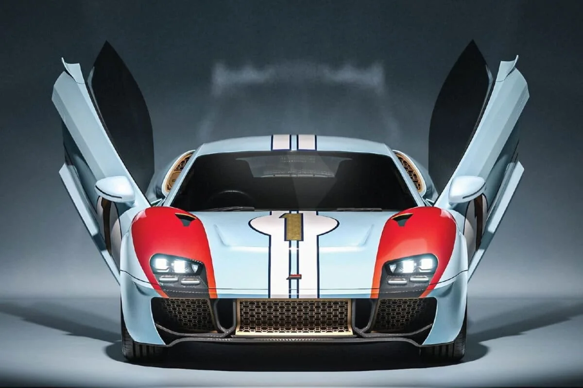 Le mythe de la Ford GT40 revisité avec un design qui divise et une Audi R8 cachée sous la carrosserie : la voiture la plus clivante du moment