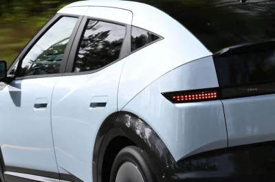 Le prochain grand rival de la Renault 5 et de la Cupra Raval arrive bientôt avec jusqu’à 496 km d’autonomie.