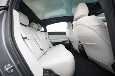 Face à la Tesla Model Y, ce SUV électrique disponible à partir de 42 990 €, affiche 451 kW de charge en 12 minutes