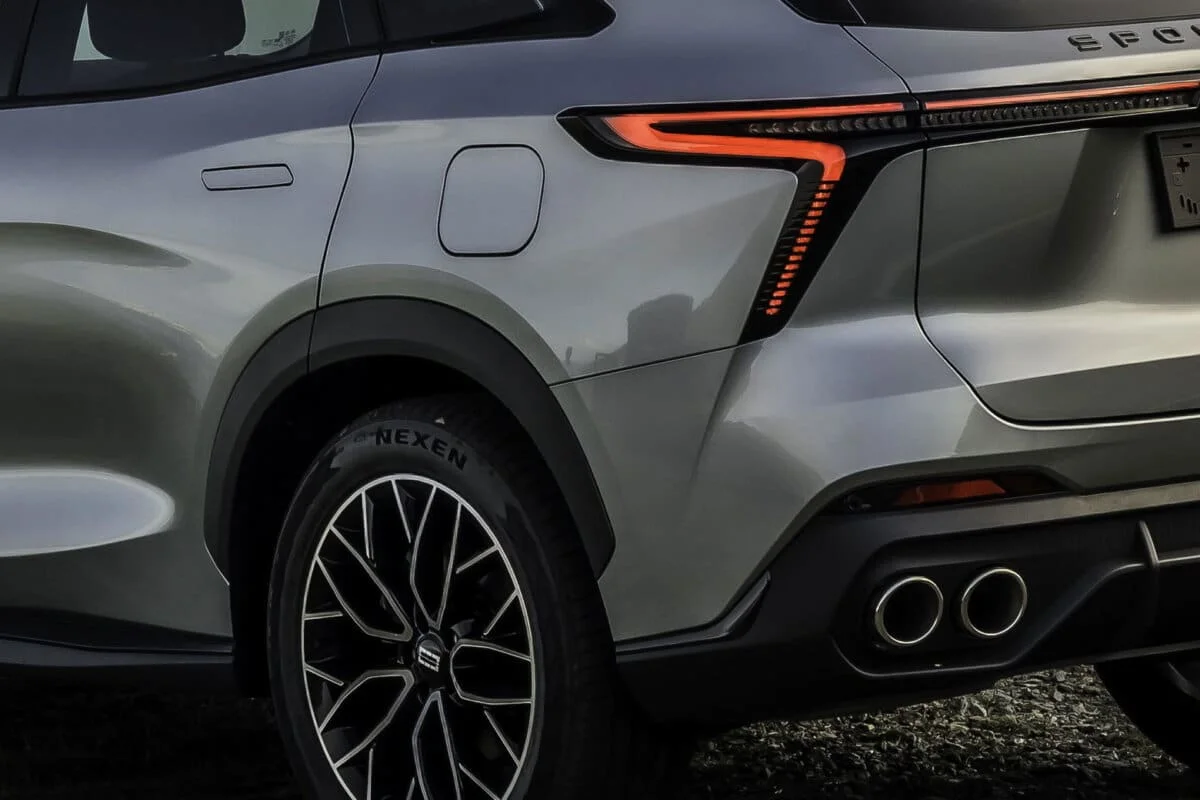 10 000 € de moins que la Kodiaq et le Tayron, 185 ch turbo et 7 places très bien équipées : ce monospace concurrence les deux références sans complexe