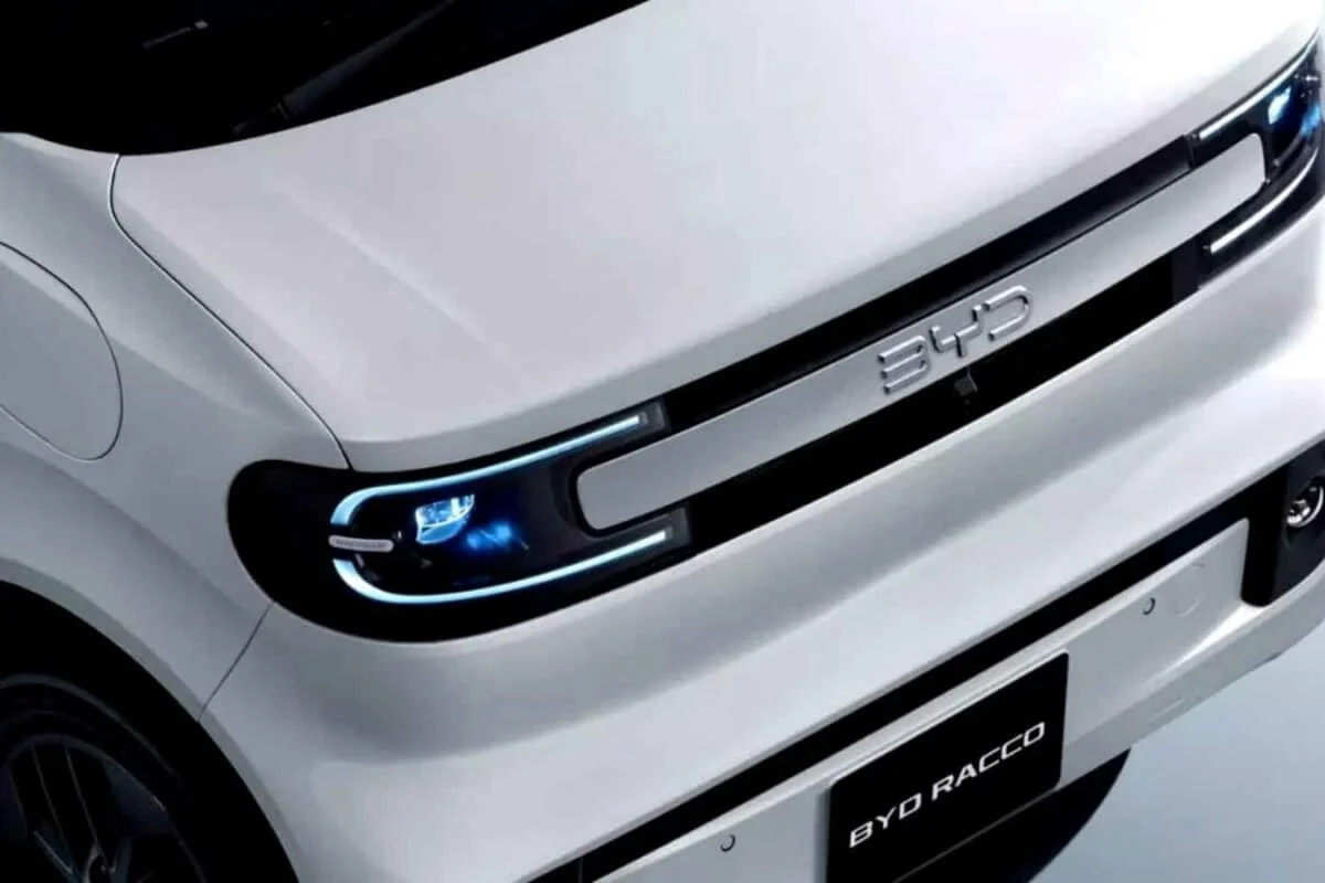 BYD dévoile une concurrente de la Fiat Panda longue de 3,4 mètres avec portes coulissantes