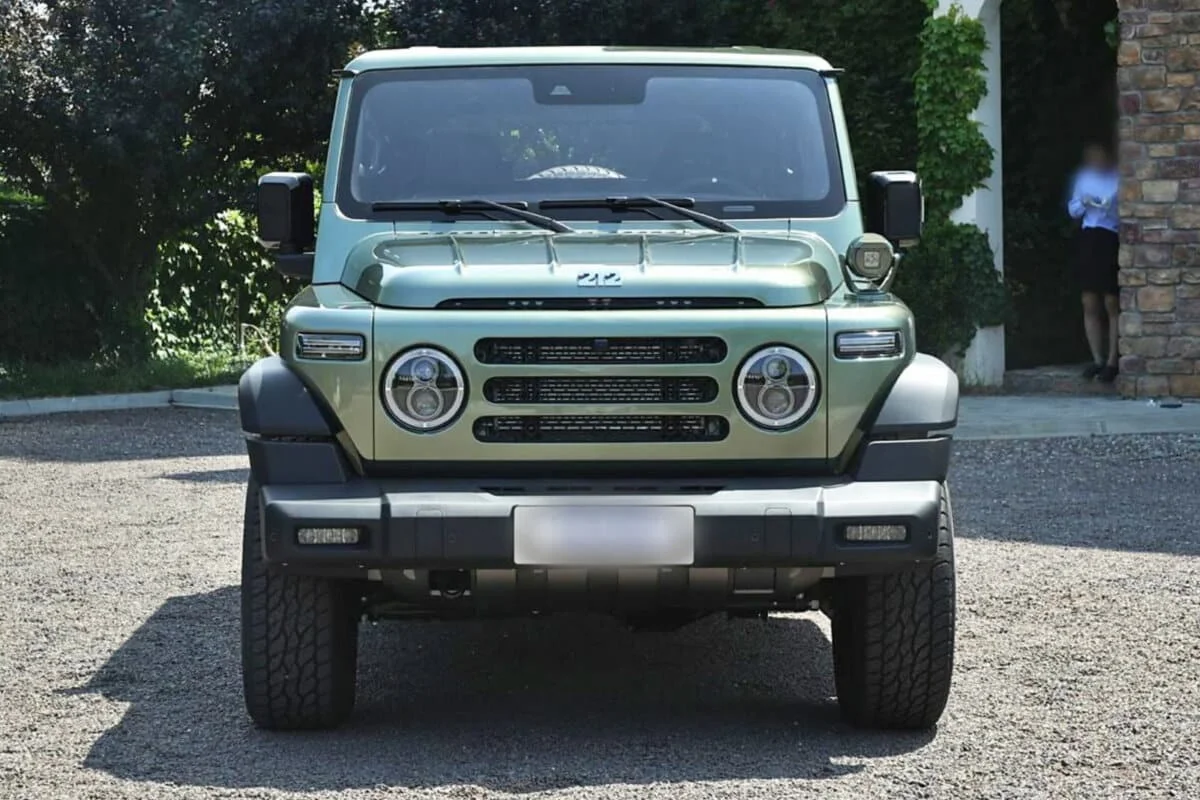 Le Land Cruiser rétro accessible existe : ce 4×4 bon marché qui lui ressemble comme deux gouttes d’eau débarque en Europe avec un diesel sous le capot