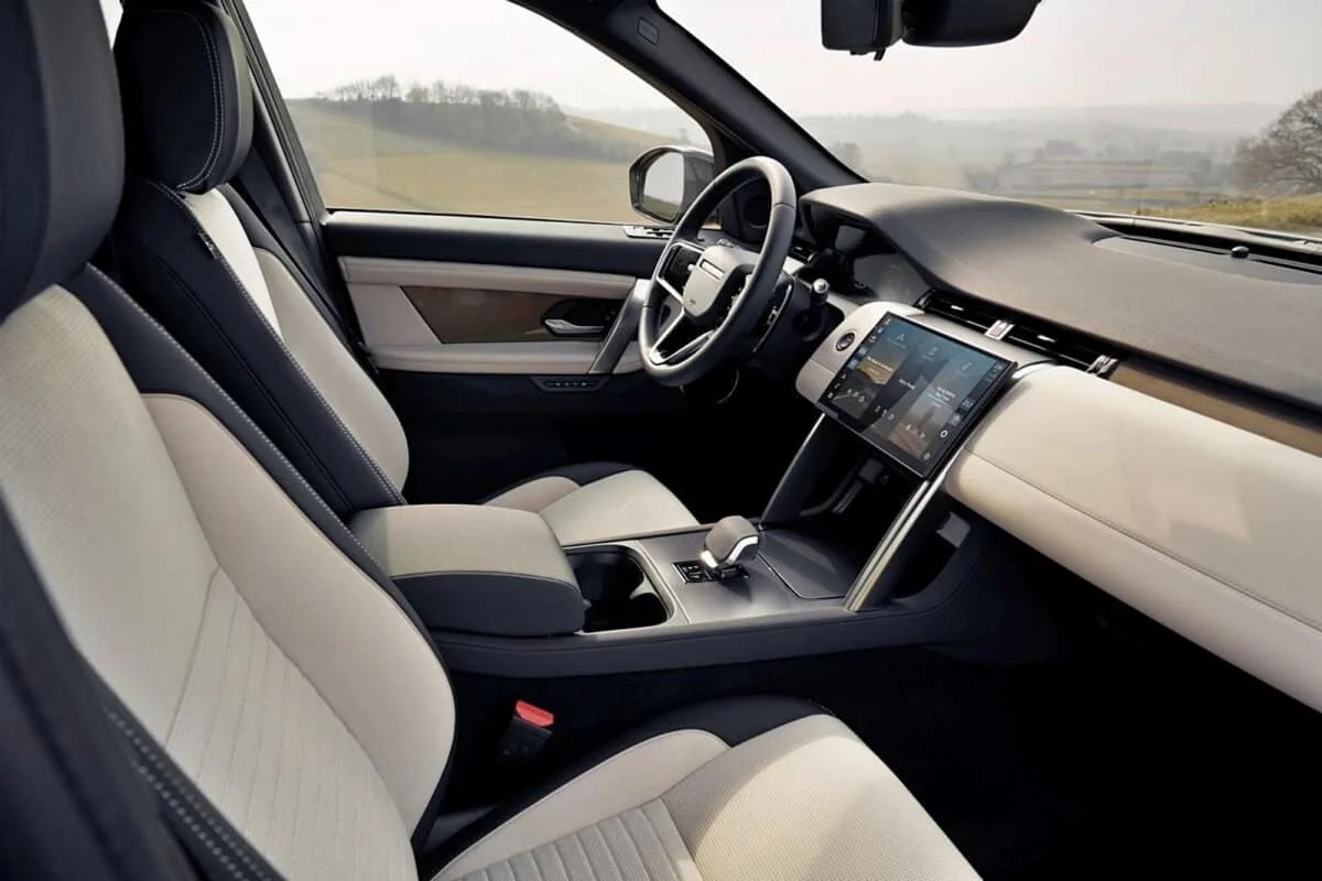 Land Rover arrête son SUV le plus abordable en 2026 : chute de 90 % des ventes et non-conformité aux nouvelles normes sonnent le glas